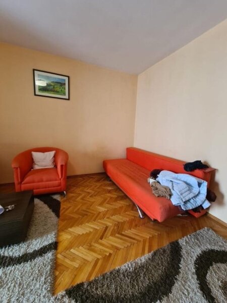 Bd. Timisoara, garsoniera vizavi Plaza Romania.