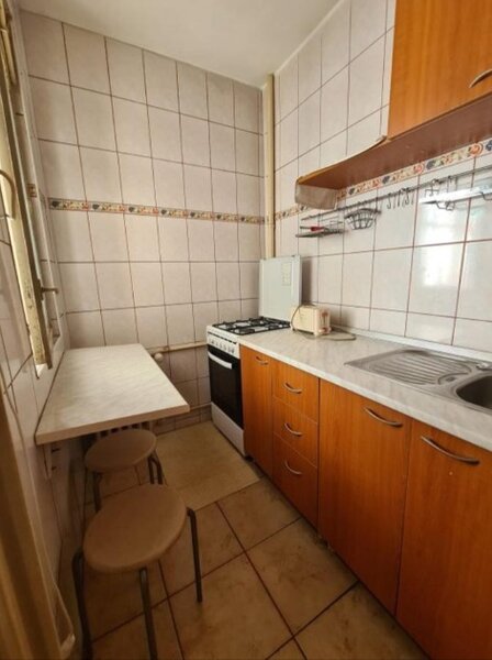 Bd. Timisoara, garsoniera vizavi Plaza Romania.